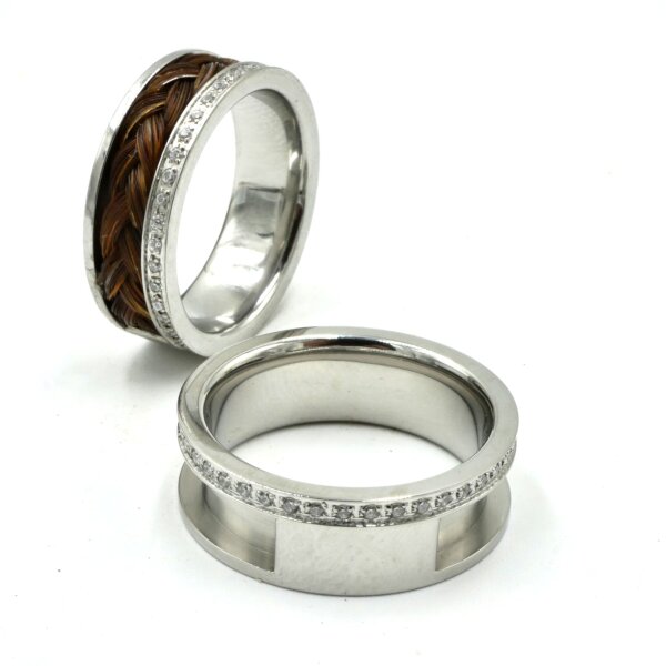 Ring mit Zirkonia für Pferdehaar mit Nut und Brücke in 12 Größen, K4 C1-C8