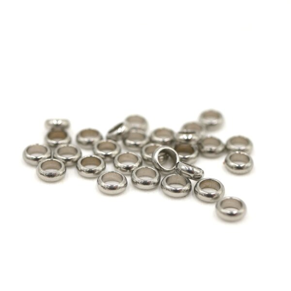 kleiner geschlossener Edelstahl Ring, Öse, 3,8x1,4mm - innen: 2,5mm (S1/B)